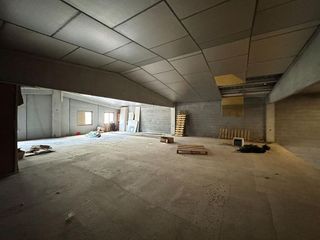 Nave industrial en venta en Sant Vicenç de Castellet