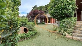 Chalet en alquiler en Piovera - Conde Orgaz en Madrid