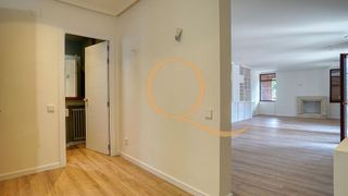 Chalet en alquiler en Piovera - Conde Orgaz en Madrid