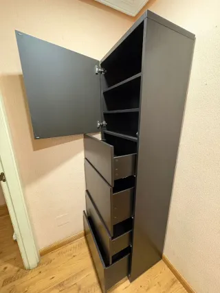 Armario Ikea puertas y cajones