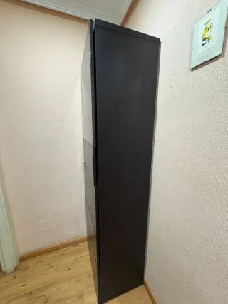 Armario Ikea puertas y cajones