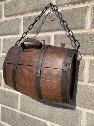 Botte ovale da collezione in legno