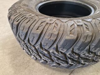 Neumáticos Cooper 285/75 R16 50% Vida