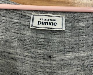 Vestido gris de canalé manga corta