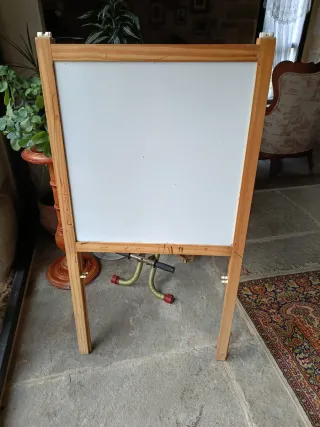 Pizarra bicolor Ikea madera y plástico