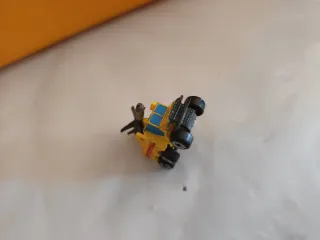 Micro Machines Lanzamisiles Amarillo