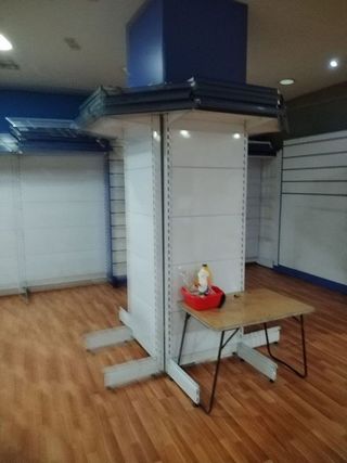 Local comercial en alquiler en Elda