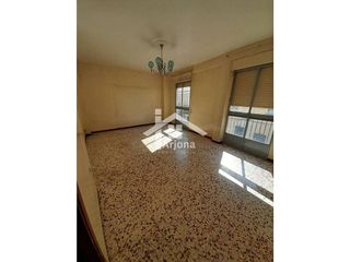 Piso en venta en Lucena