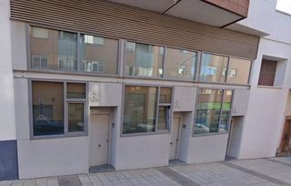 Local comercial en venta en Maria Auxiliadora - Barriada LLera en Badajoz