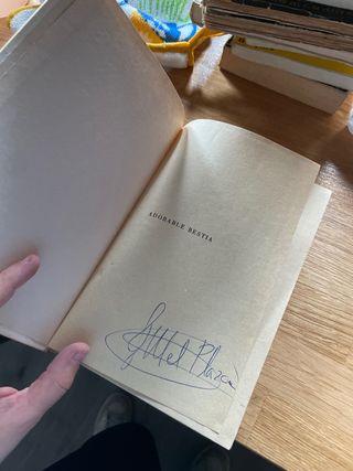 Adorable Bestia - Margaret Stewart