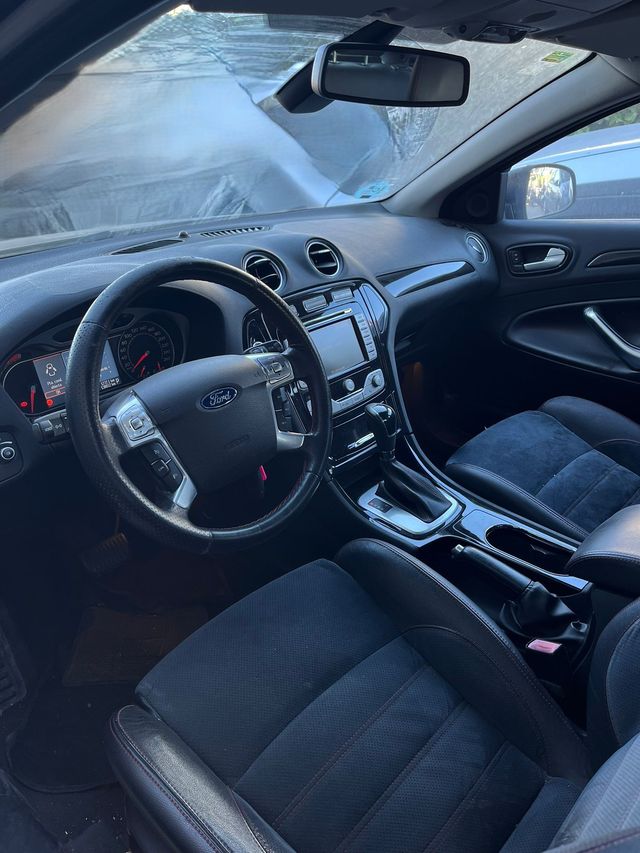 Ford Mondeo 2.0 - etiqueta C - Titanium S - 2010