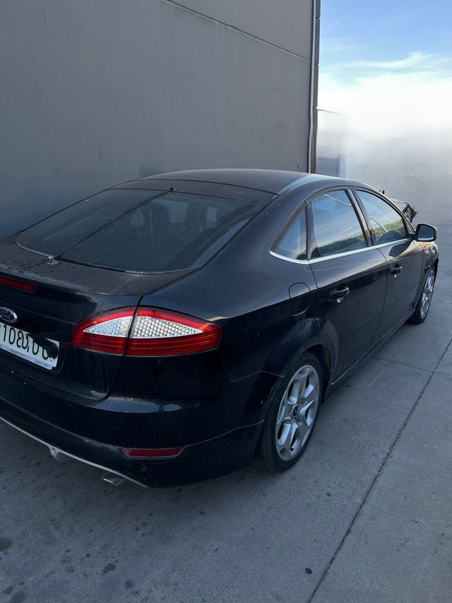 Ford Mondeo 2.0 - etiqueta C - Titanium S - 2010