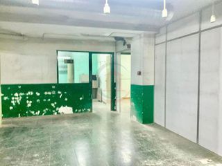 Local comercial en alquiler en El Raval - Safaretjos en Santa Coloma de Gramanet