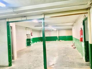 Local comercial en alquiler en El Raval - Safaretjos en Santa Coloma de Gramanet