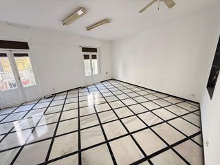 Oficina en alquiler en Zona Centro en Córdoba