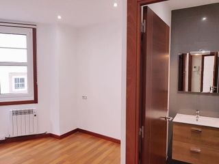 Piso en alquiler en Ensanche en Coruña (A)