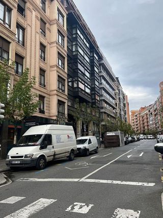 Garaje en alquiler en Barrio de Abando en Bilbao