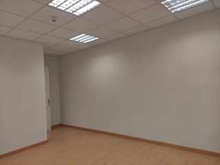 Oficina en alquiler en Centro - Ayuntamiento en Santander