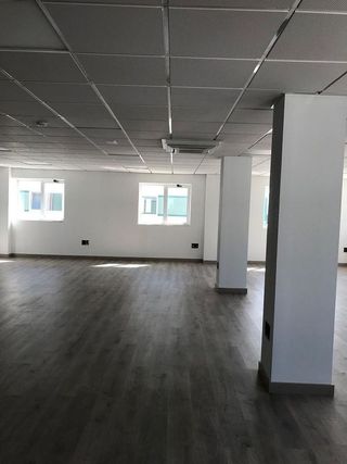 Oficina en alquiler en Sangonera la Seca en Murcia