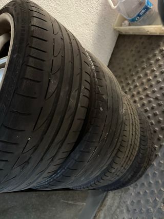 Llantas 17 con neumáticos