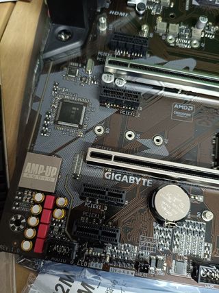 Placa Base Gigabyte H370 AORUS Gaming 3 WIFI