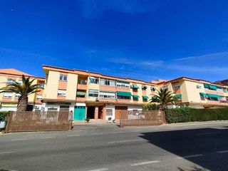 Local comercial en venta en Universidad en Ciudad Real