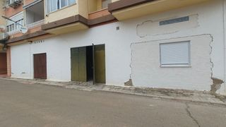 Local comercial en venta en Universidad en Ciudad Real