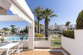 Piso en venta en Urb. El Palmeral en Mojácar