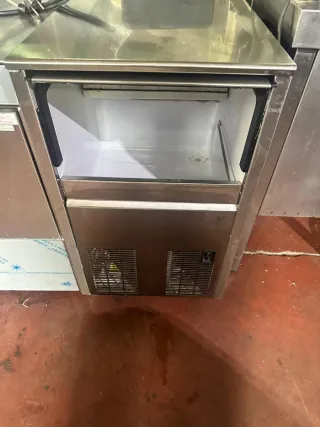 Máquina de hielo ITV