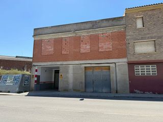 Local comercial en venta en Caspe