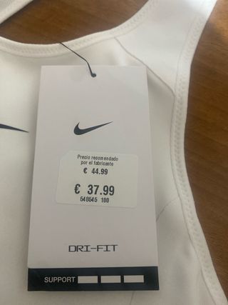 Top deportivo Nike blanco mujer