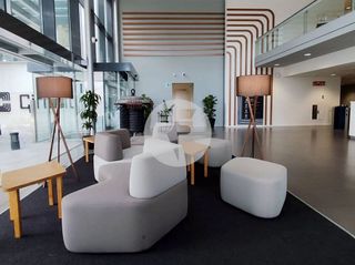 Oficina en alquiler en Pedró en Cornellà de Llobregat