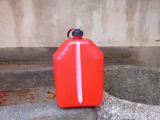 20 Garrafas JERRICAN 20L homologadas