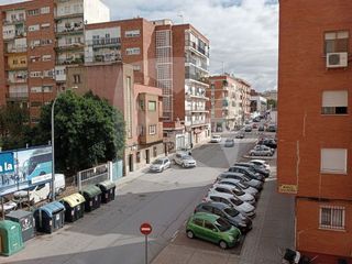 Piso en alquiler en Maria Auxiliadora - Barriada LLera en Badajoz