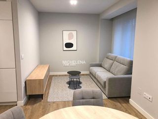 Piso en alquiler en Zona de Plaza de Barcelos en Pontevedra