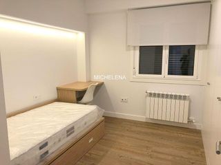 Piso en alquiler en Zona de Plaza de Barcelos en Pontevedra