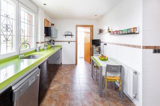 Chalet en venta en Huétor Vega