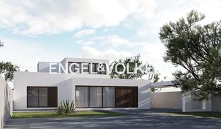 Chalet en venta en Valencina de la Concepción