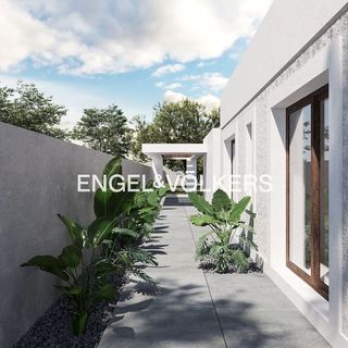 Chalet en venta en Valencina de la Concepción