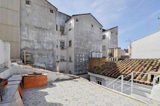 Edificio en venta en Linares