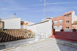 Edificio en venta en Linares