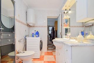 Edificio en venta en Linares