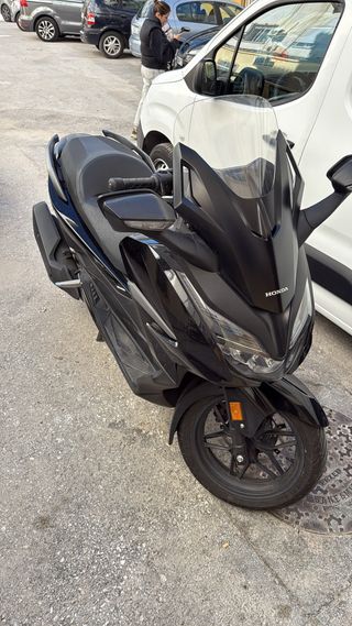 Honda Forza 125cc Negra