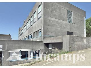 Nave industrial en alquiler en Serraparera en Cerdanyola del Vallès