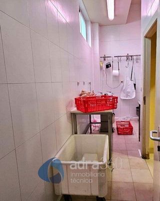 Local comercial en alquiler en Cascajos - Piqueras en Logroño