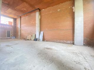 Local comercial en alquiler en Ayuntamiento - Avenida Siglo XXI en Azuqueca de Henares