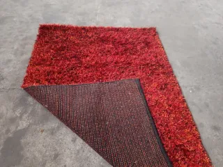 Alfombra pelo rojo poliéster