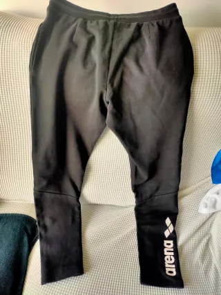 Pantalón de chándal Arena negro