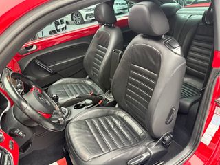 Volkswagen Beetle EDICION FENDER