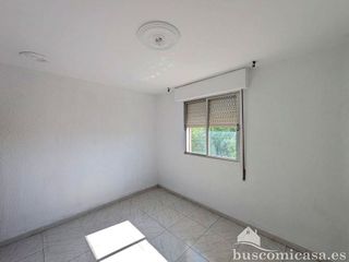 Piso en venta en Linares